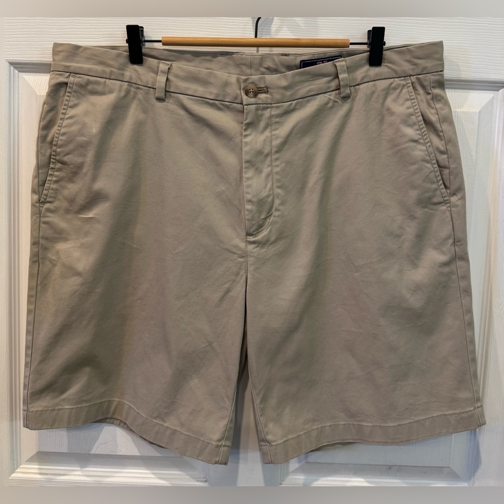 Vineyard Vines Mens Breaker Chino Shorts Beige Flat Front Cotton Stretch Size 40